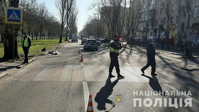 У Миколаєві на пішохідному переході загинула жінка У Миколаєві на пішохідному переході загинула жінка