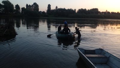 На Івано-Франківщині рятувальники витягнули з Дністра тіло рибалки