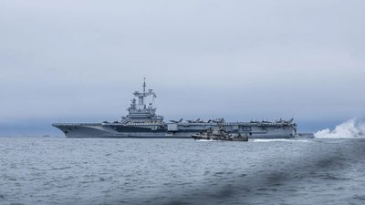 авіаносець "Шарль де Голль"