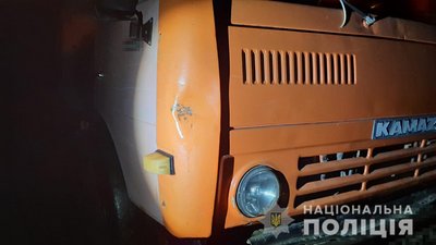 Смертельна аварія на Одещині. Поліція виявила порожній КАМАЗ зі слідами ДТП Смертельна аварія на Одещині. Поліція виявила порожній КАМАЗ зі слідами ДТП