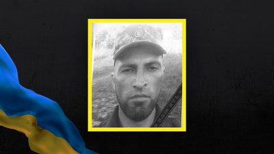 На Житомирщині попрощалися з військовим Михайлом Сушицьким, який загинув, захищаючи Україну