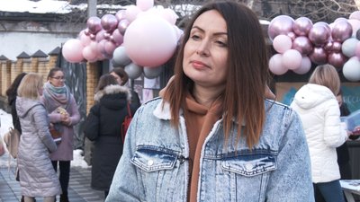У Черкасах провели акцію з нагоди створення жіночої організації У Черкасах провели акцію з нагоди створення жіночої організації