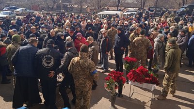 У Кривому Розі попрощалися з Сергієм Карайваном, який загинув у боях проти російських військ