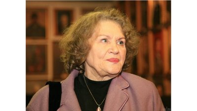 До дня народження: публікуємо статтю Костенко "Гуманітарна аура нації або дефект головного дзеркала" До дня народження: публікуємо статтю Костенко "Гуманітарна аура нації або дефект головного дзеркала"