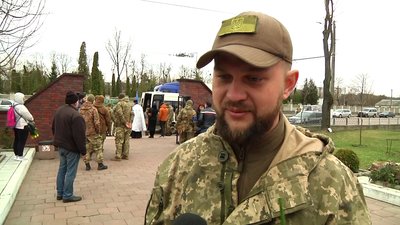 У Житомирі попрощалися з 27-річним десантником розвідувального батальйону Микитою Ситником У Житомирі попрощалися з 27-річним десантником розвідувального батальйону Микитою Ситником