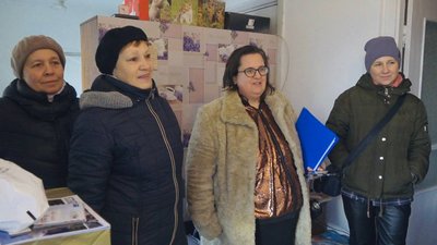 "Ти не один на Різдво": дві сотні пенсіонерів у Тернополі отримали подарунки з-за кордону "Ти не один на Різдво": дві сотні пенсіонерів у Тернополі отримали подарунки з-за кордону