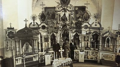 Лист від остарбайтера, світлини та кераміка з волинського села XX століття: у Лист від остарбайтера, світлини та кераміка з волинського села XX століття: у