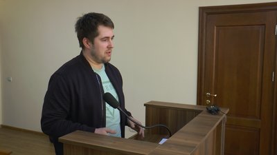 Справа псевдоволонтера з Калуша Віталія Хемича: суд допитав брата обвинуваченого Справа псевдоволонтера з Калуша Віталія Хемича: суд допитав брата обвинуваченого