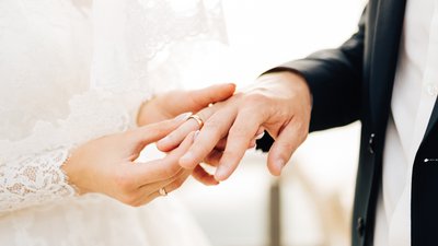 Одруження, розлучення 2025