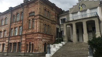 На Тернопільщині розформували 10 клас спеціалізованої школи