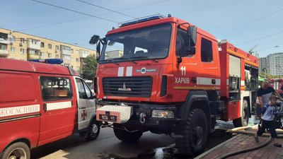 На Комунальному ринку у Харкові — пожежа На Комунальному ринку у Харкові — пожежа