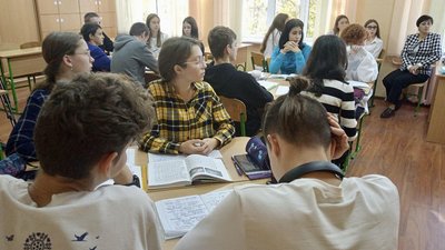 Урок в хмельницькому ліцеї №15, 12 жовтня 2023, Хмельницький Урок в хмельницькому ліцеї №15, 12 жовтня 2023, Хмельницький