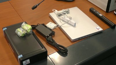 ОТГ Херсонщини отримали 4 мобільні кейси для надання адмінпослуг населенню ОТГ Херсонщини отримали 4 мобільні кейси для надання адмінпослуг населенню