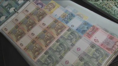 Вінницький колекціонер понад 30 років збирає грошові купюри Вінницький колекціонер понад 30 років збирає грошові купюри