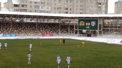 Футбольний матч між командами "Нива" і "Епіцентр"