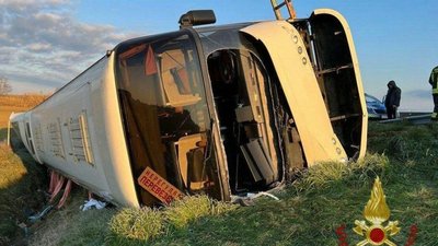 В Італії перекинувся автобус з пів сотнею українців