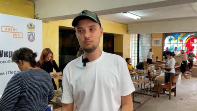 7,5 тисяч окопних свічок за 12 годин: у Прилуках на Чернігівщині встановили рекорд 7,5 тисяч окопних свічок за 12 годин: у Прилуках на Чернігівщині встановили рекорд