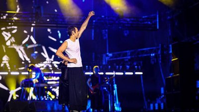 "Я повернувся": "Океан Ельзи" виступив на "Атласі" після дворічної концертної перерви "Я повернувся": "Океан Ельзи" виступив на "Атласі" після дворічної концертної перерви