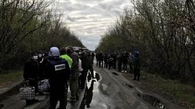 На Донбасі почався обмін полоненими
