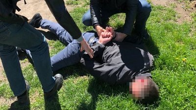 У Кропивницькому держслужбовця затримали на хабарі у 32 тисячі гривень