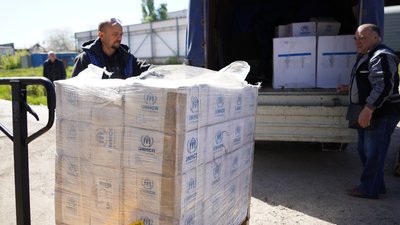 Гроші, одяг, засоби гігієни: як допомагають ВПО на Полтавщині