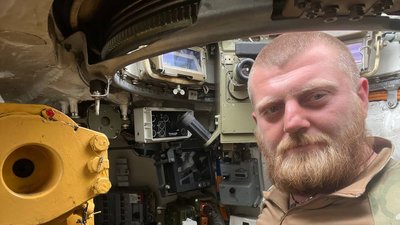 "Доводилось евакуюватися з палаючого танка". Історія військовослужбовця з Тернопільщини "Доводилось евакуюватися з палаючого танка". Історія військовослужбовця з Тернопільщини