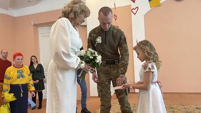 Реєстрація шлюбу 14 лютого: скільки пар запланували одружитися на Полтавщині Реєстрація шлюбу 14 лютого: скільки пар запланували одружитися на Полтавщині