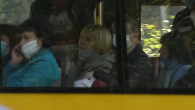 Запрацювали школи і громадський транспорт: у Ніжині, попри «червону» зону, послабили обмеження