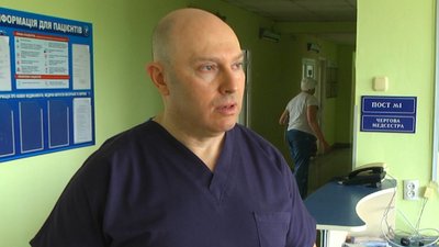 Завідувач хірургічного відділення Ігор Дробнер розповідає як вберегтися від меланоми