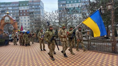 У Сумах поховали військового Віталія Штанова У Сумах поховали військового Віталія Штанова