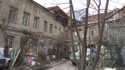 З родини у Харкові вилучили трьох дітей, які жили у смітті з щурами З родини у Харкові вилучили трьох дітей, які жили у смітті з щурами