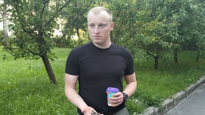 "Добре, що ракета не влучила": як оговтуються після нічної атаки РФ мешканці Коновальця та Гулака-Артемовського у Луцьку "Добре, що ракета не влучила": як оговтуються після нічної атаки РФ мешканці Коновальця та Гулака-Артемовського у Луцьку