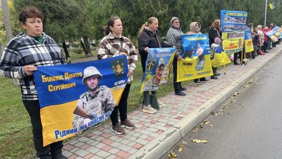 Акція на підтримку безвісти зниклих та полонених в Березівці