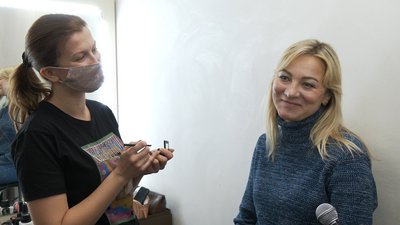 Рівнянок запрошують робити макіяж та долучитися до благодійності Рівнянок запрошують робити макіяж та долучитися до благодійності