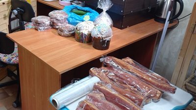 Великодні кошики для українських захисників готували у Сумах Великодні кошики для українських захисників готували у Сумах