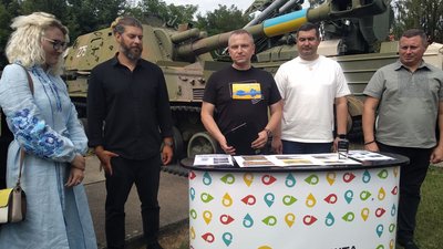 У Луцьку погасили нову марку "Доброго вечора, ми з України!"