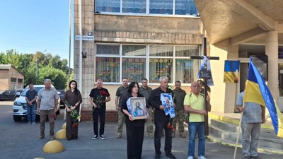 У Тальному попрощалися із загиблим на Харківщині захисником Олександром Супруном