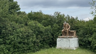Пошкодження пам’ятника Мічуріну у Мачухах Пошкодження пам’ятника Мічуріну у Мачухах