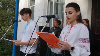 У місті Гайворон на Кіровоградщині відкрили пам'ятну дошку військовому Віталієві Мульку У місті Гайворон на Кіровоградщині відкрили пам'ятну дошку військовому Віталієві Мульку