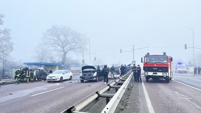 Дві ДТП на трасі Київ—Чоп: що відомо про інцидент у Білій Криниці на Рівненщині Дві ДТП на трасі Київ—Чоп: що відомо про інцидент у Білій Криниці на Рівненщині