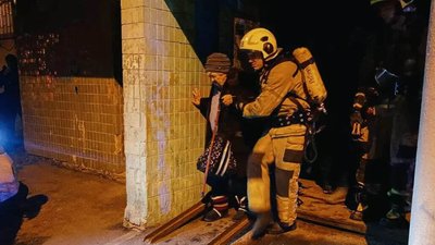У квартирі столичної багатоповерхівки здетонувала вибухівка і сталася пожежа