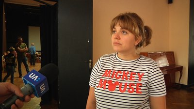 У Житомирі 20 дітей одночасно грали в шахи з міжнародним майстром Ігорем Випханюком