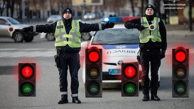 Сигнали регулювальника: що означають Сигнали регулювальника: що означають