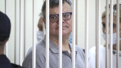 Вимагає звільнення. ЄС відреагував на ув'язнення білоруського опозиціонера Бабарика