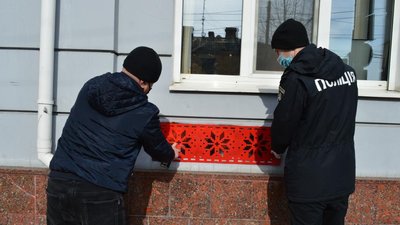 Орнаментом вишивки по наркотикам – у Житомирі триває акція з протидії поширенню наркоманії Орнаментом вишивки по наркотикам – у Житомирі триває акція з протидії поширенню наркоманії