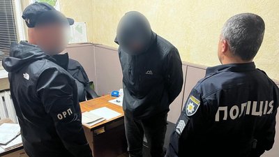 Жителя Рівненщини підозрюють у незаконному переправленні людей через кордон України