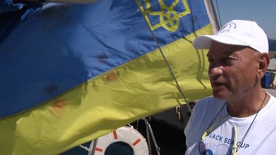 Переможці найбільшої регати XX сторіччя розповіли, як вперше підняли стяг України на змаганнях Переможці найбільшої регати XX сторіччя розповіли, як вперше підняли стяг України на змаганнях