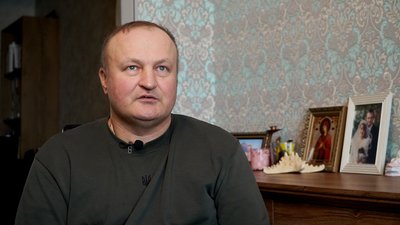 Пішов служити попри рак: як чернігівець Олег Курко проходить лікування і при цьому не припиняє підтримувати побратимів Пішов служити попри рак: як чернігівець Олег Курко проходить лікування і при цьому не припиняє підтримувати побратимів