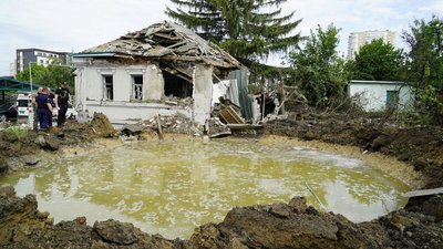"Це подарунок від Путіна": ветеран-випробувач — про вибух ракети у Харкові "Це подарунок від Путіна": ветеран-випробувач — про вибух ракети у Харкові