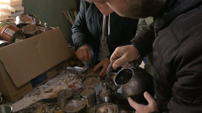 “Все однією рукою встигав”. Історія волонтера з Путивльщини, який після російського обстрілу отримав інвалідність “Все однією рукою встигав”. Історія волонтера з Путивльщини, який після російського обстрілу отримав інвалідність